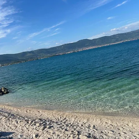 Beachfront Family Escape, Ciovo * Трогір