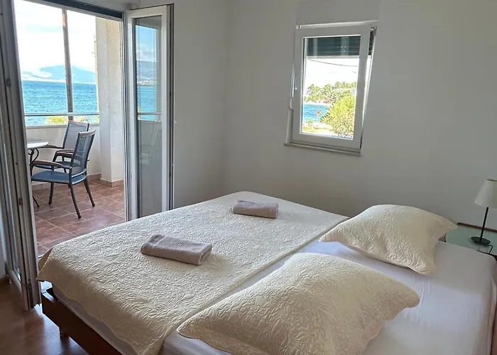 Appartement Beachfront Family Escape, Ciovo *