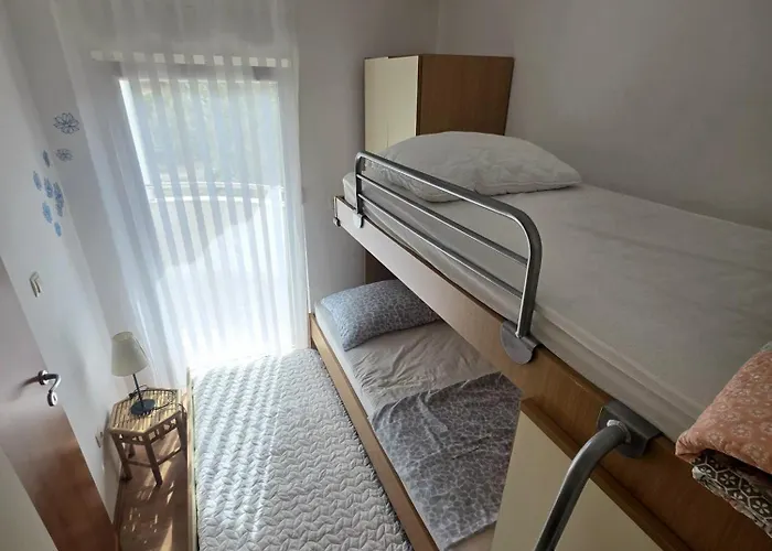 Beachfront Family Escape, Ciovo Apartman Trogir