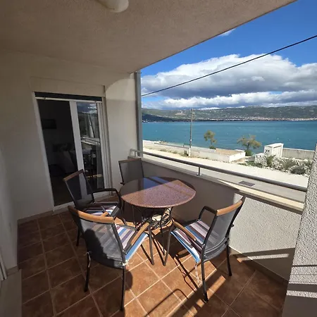 Beachfront Family Escape, Ciovo טרוגיר