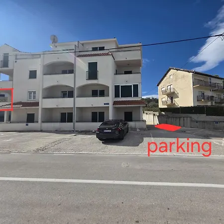 Beachfront Family Escape, Ciovo טרוגיר