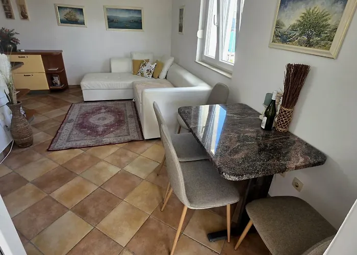 Beachfront Family Escape, Ciovo Lejlighed Trogir