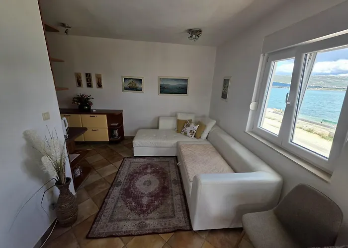 Beachfront Family Escape, Ciovo Lejlighed